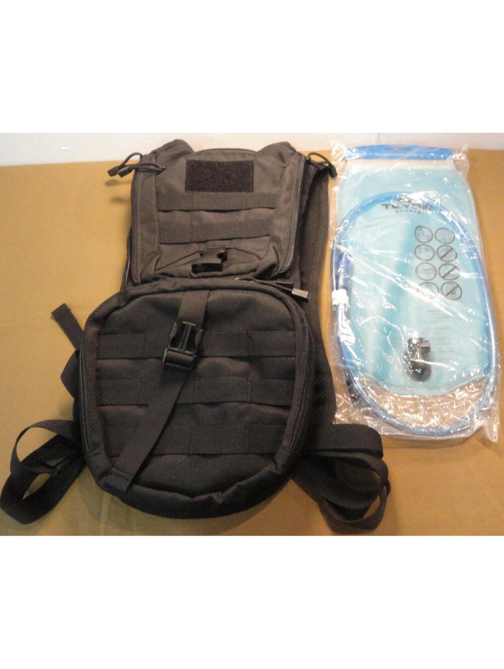 TETON BLACK COMFORT PADDED HYDRATION SYSTEM MOLLE II BACKPACK W/ NEW BLADDER
